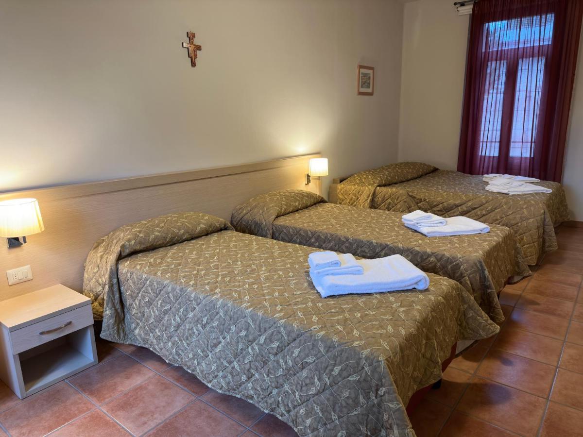Domus San Bernardino Bed & Breakfast Verona Exterior foto