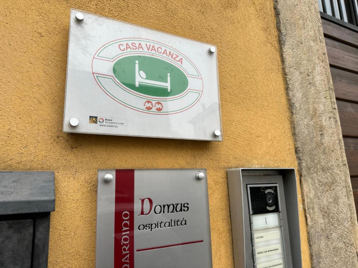 Domus San Bernardino Bed & Breakfast Verona Exterior foto